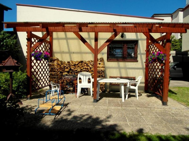 Mieszkanie Wakacyjne Adam Chmielno Exterior foto